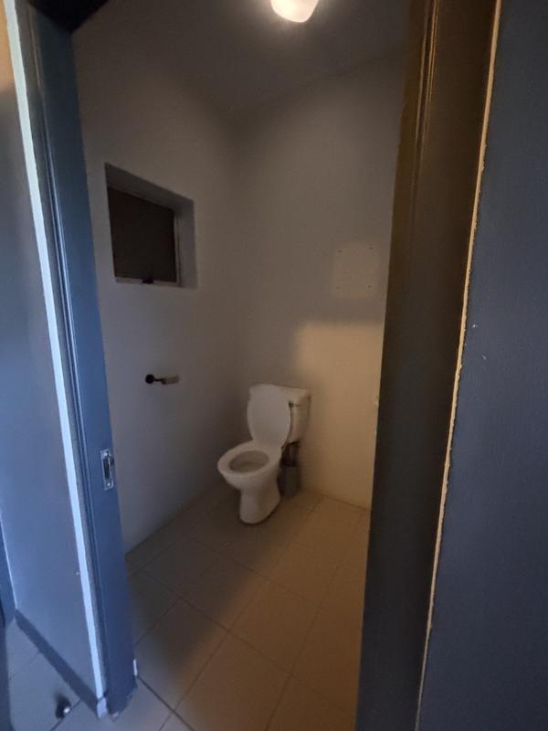To Let Commercial Property for Rent in Northgate Island Western Cape